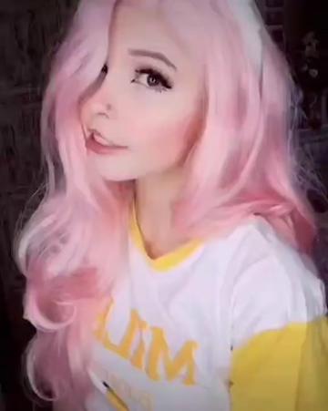 @Belle Delphine ๐