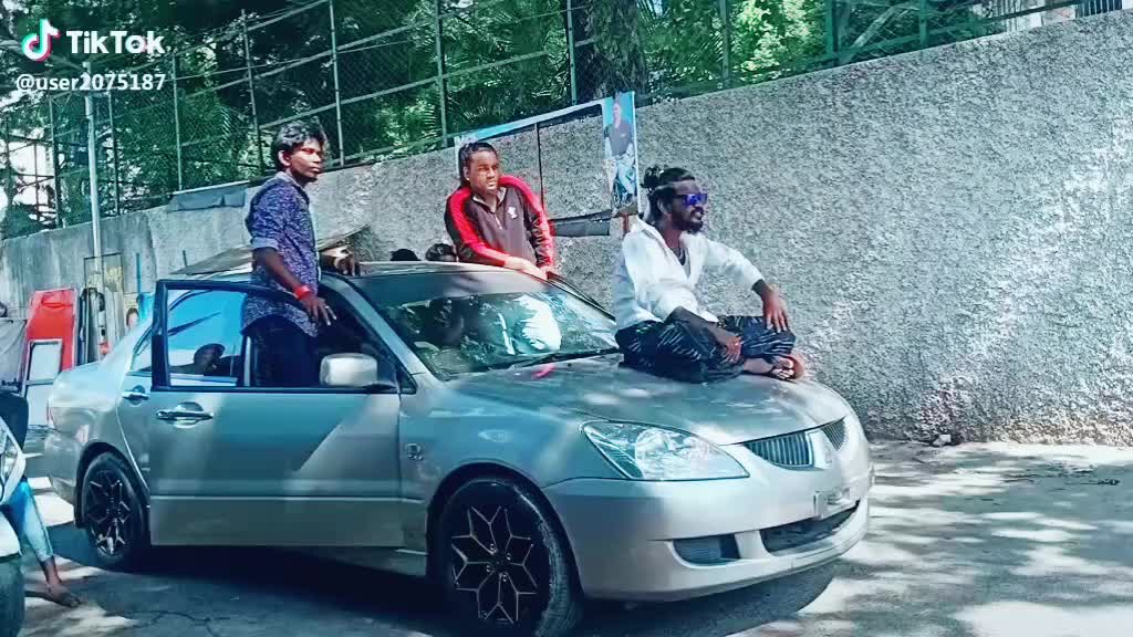 @RISHI😎😎