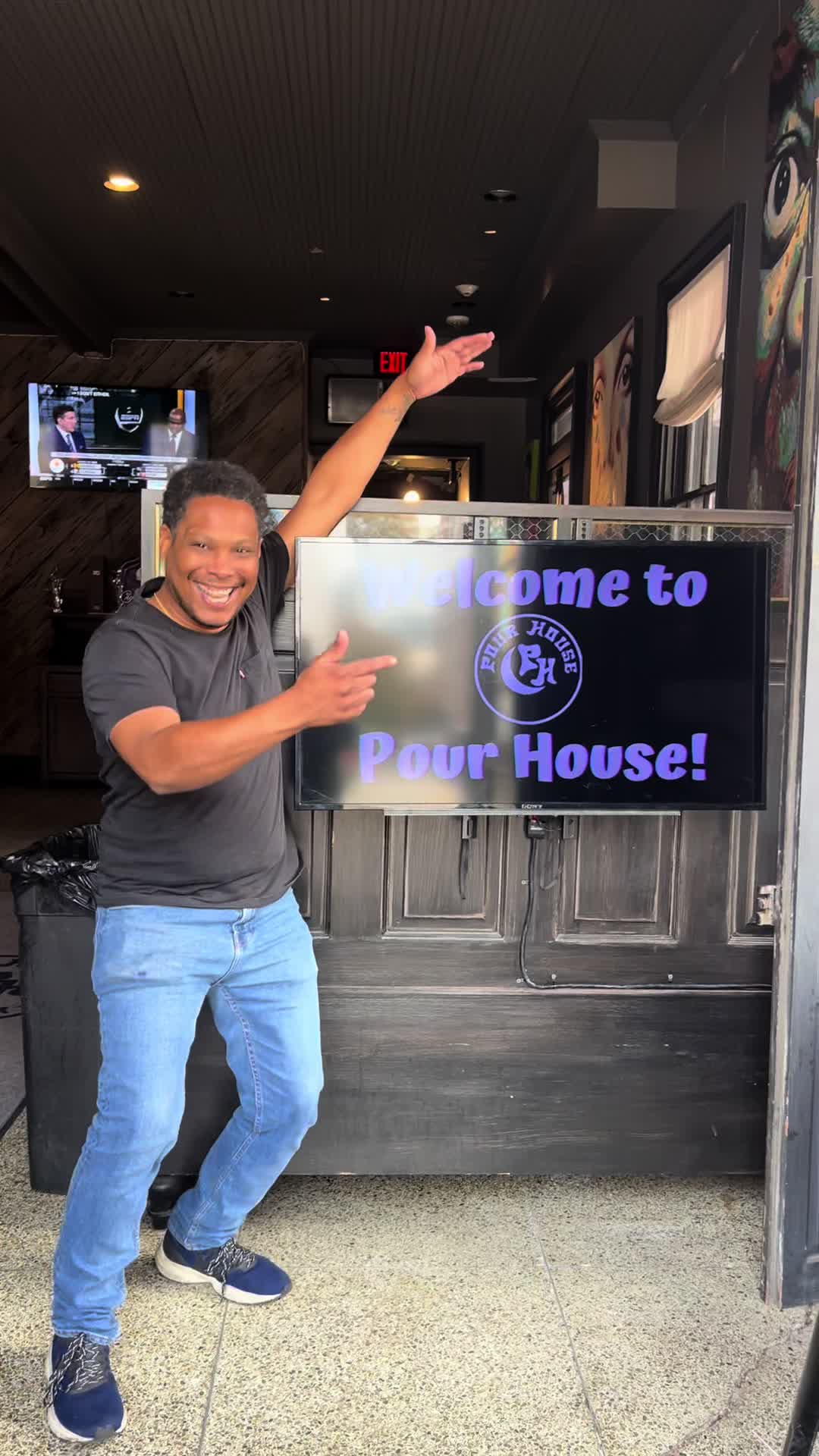 @POURHOUSENOLA