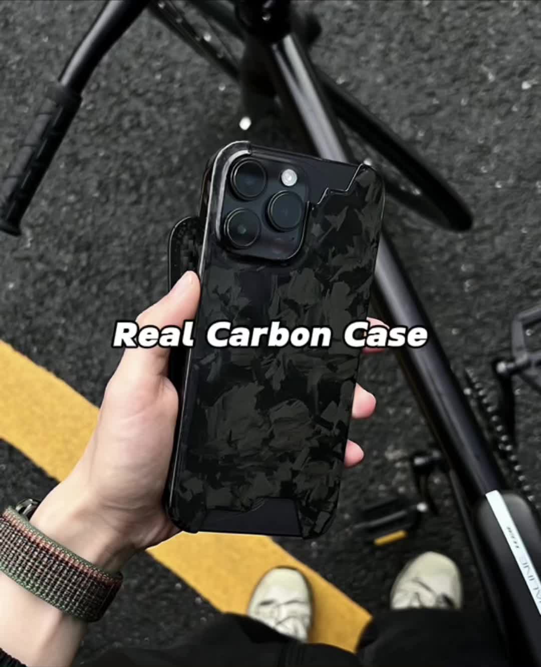 @iCarbonCase