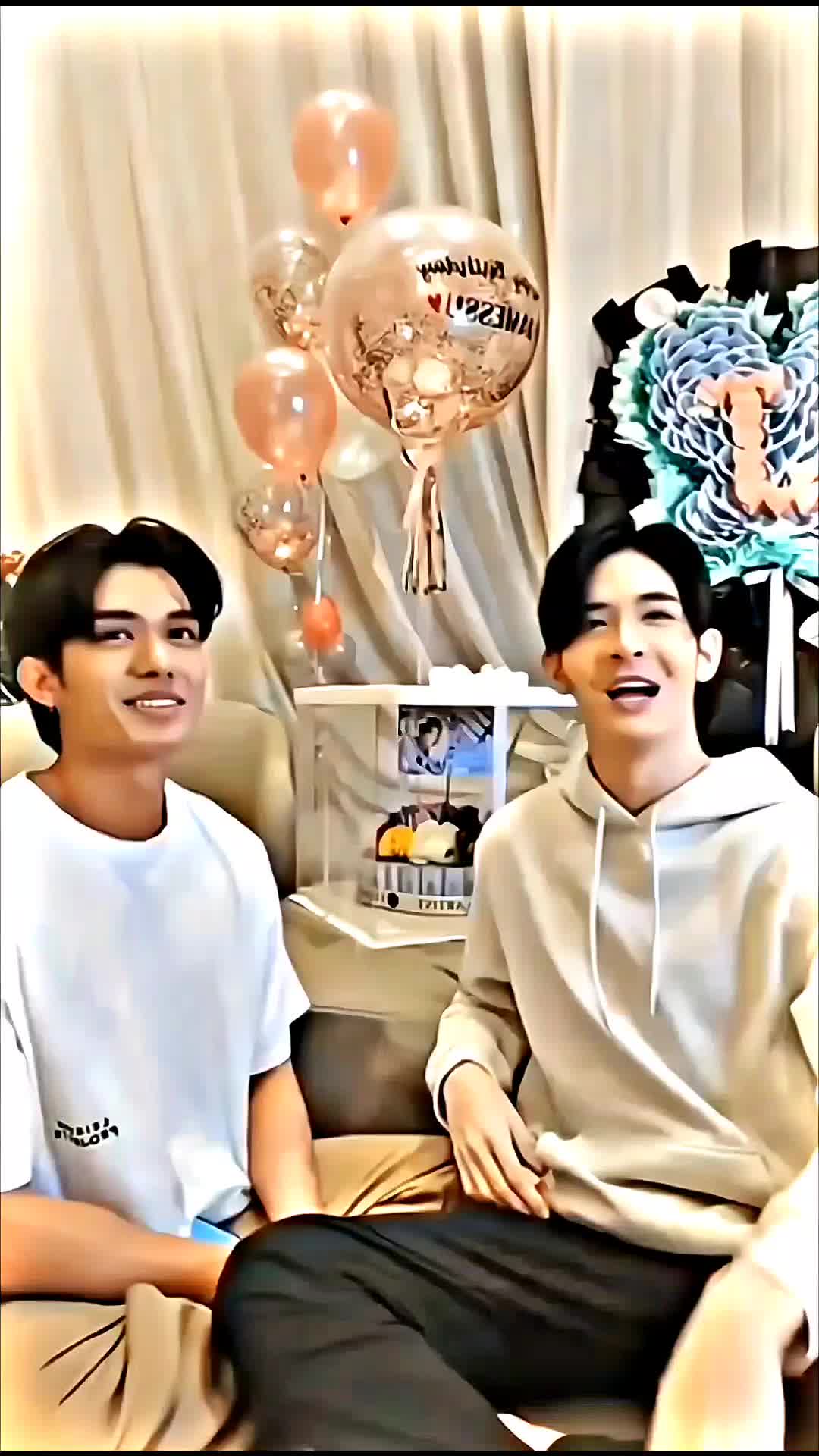 @boyslove1995