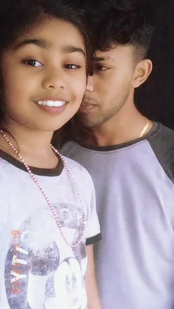 @𝗦𝗛𝗘𝗡 🎶
