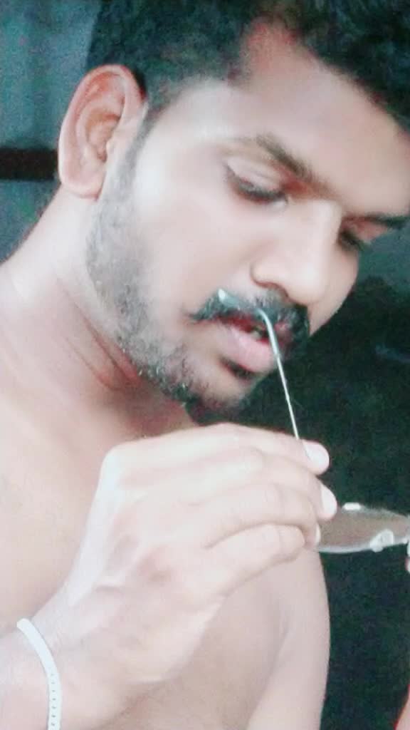 @vivekeswar