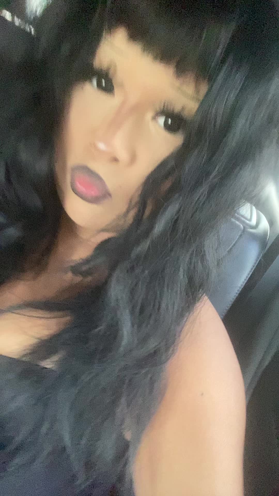 @⃟