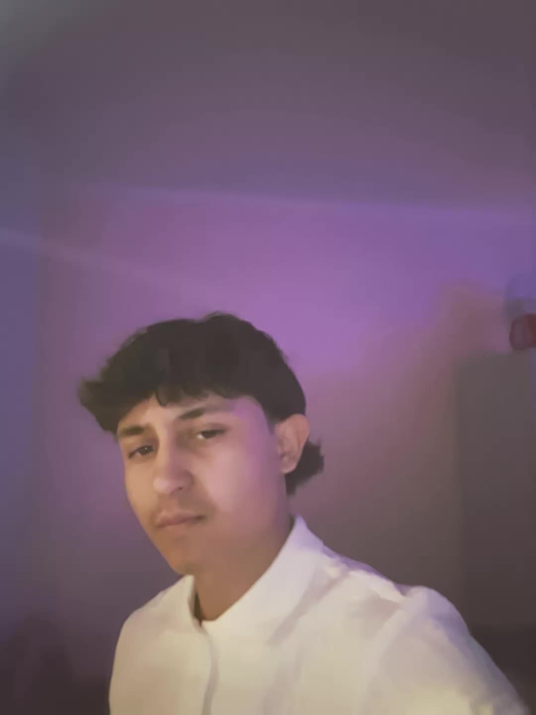 @&sup1;&sup3;⁰&sup1;🇬🇷
