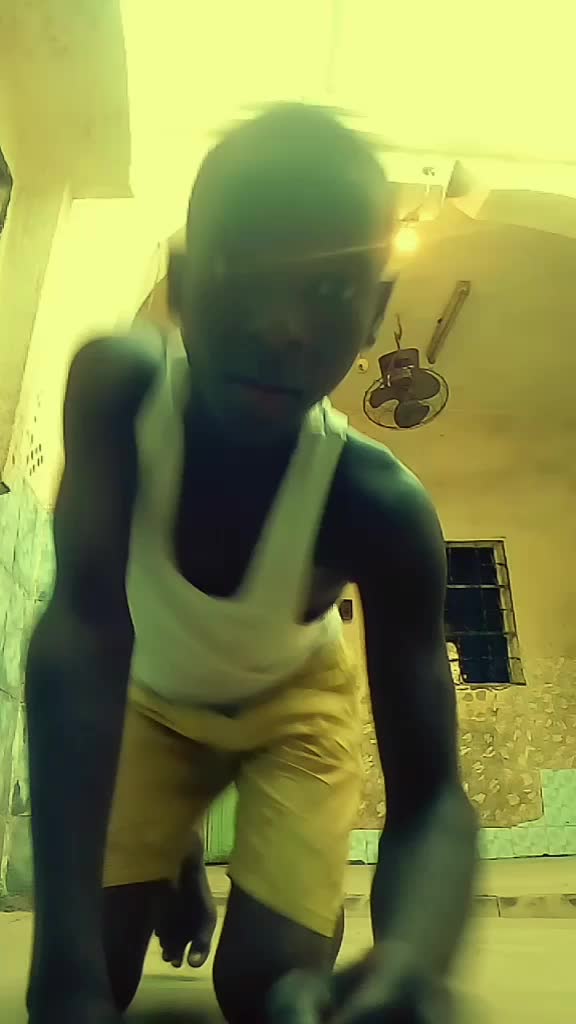 @small_boty