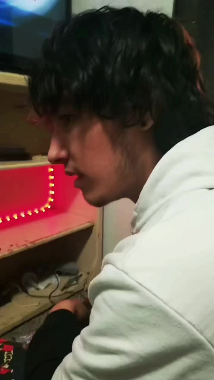 @Kae