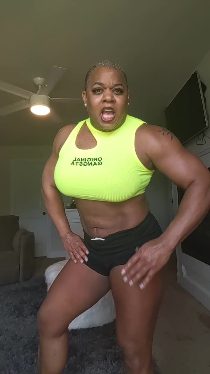 @MsFlameDiva