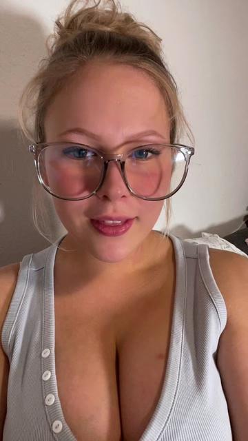 @Julix.mayFANPAGE