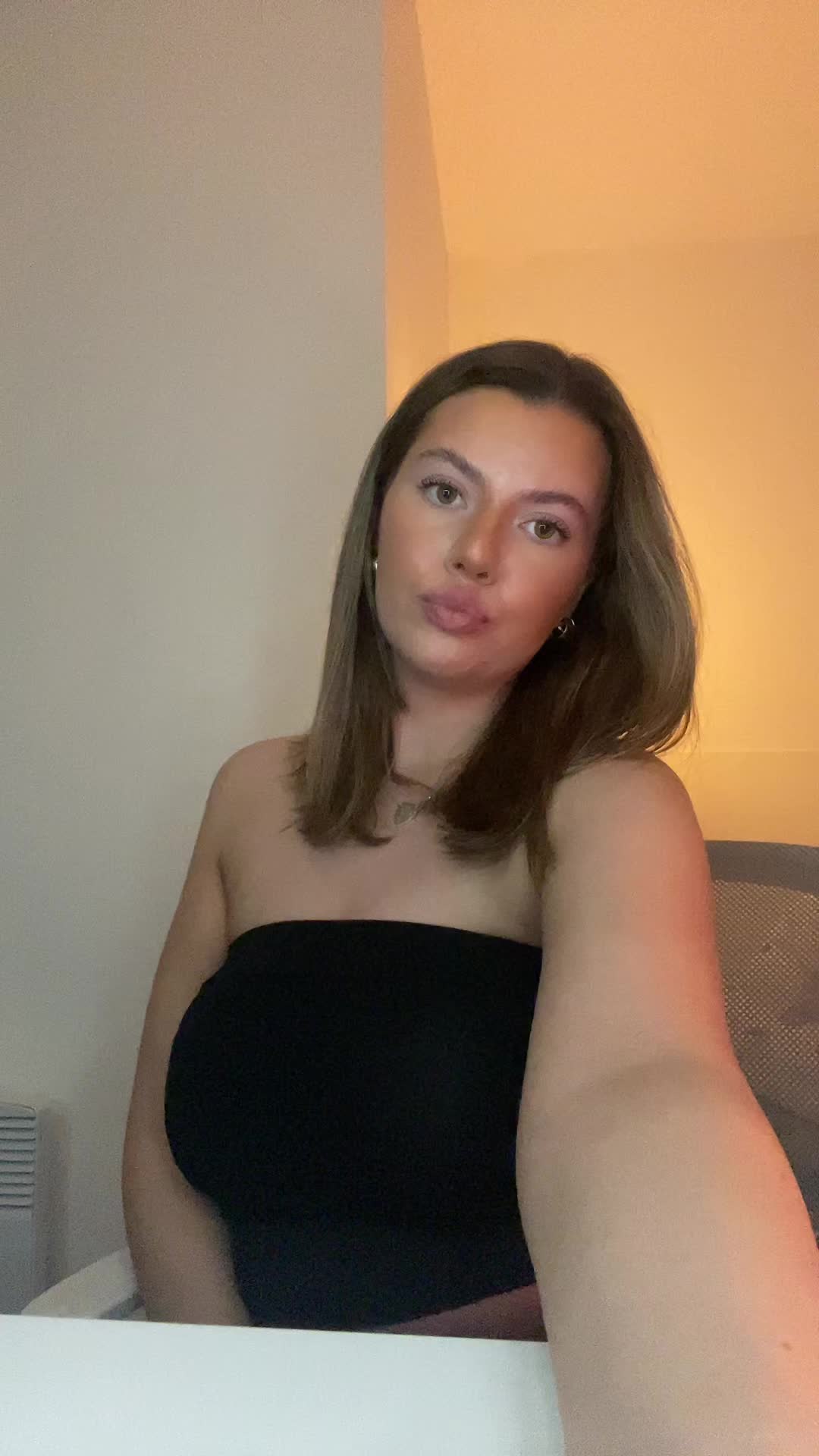 @megz