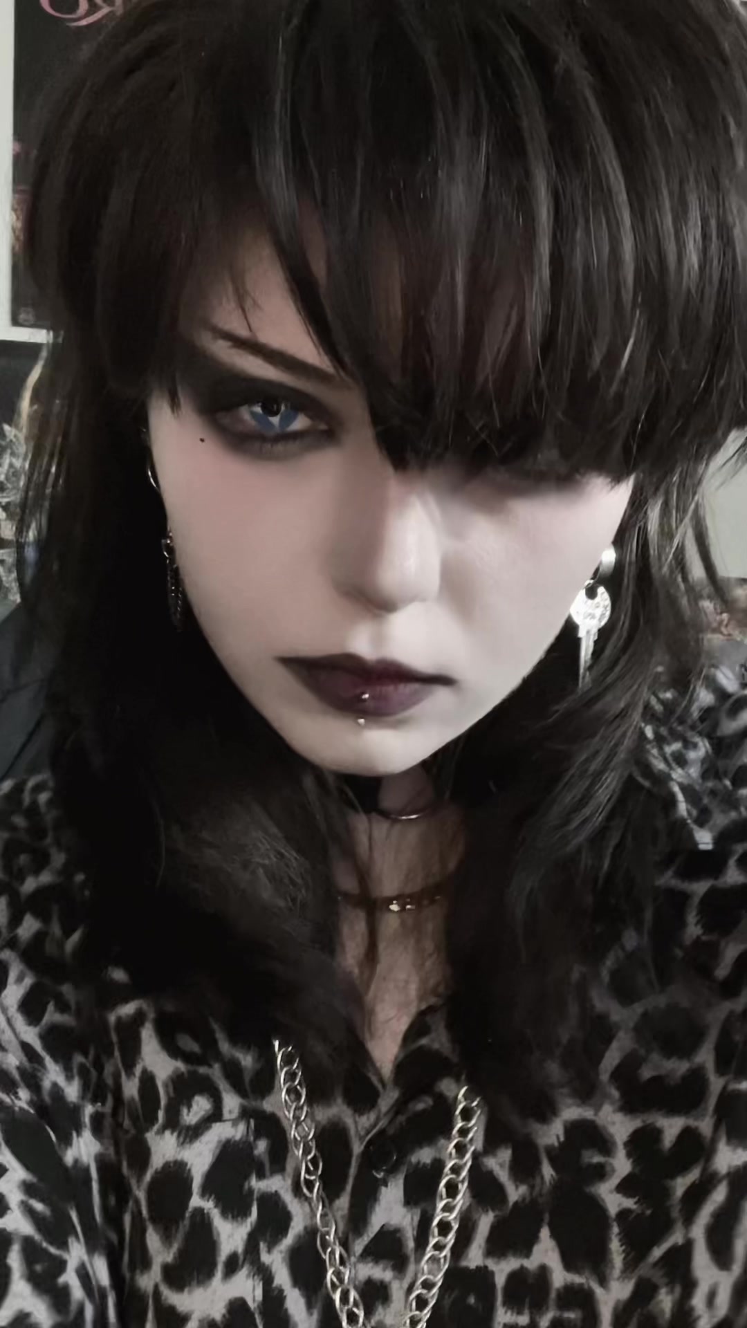 @HeyImYourFriend