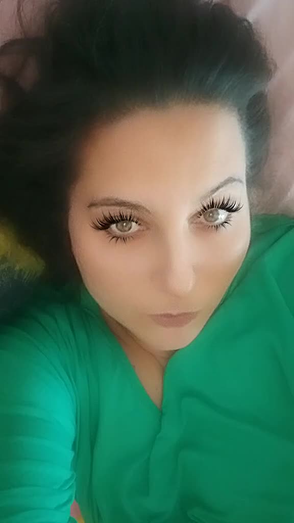 @bambola