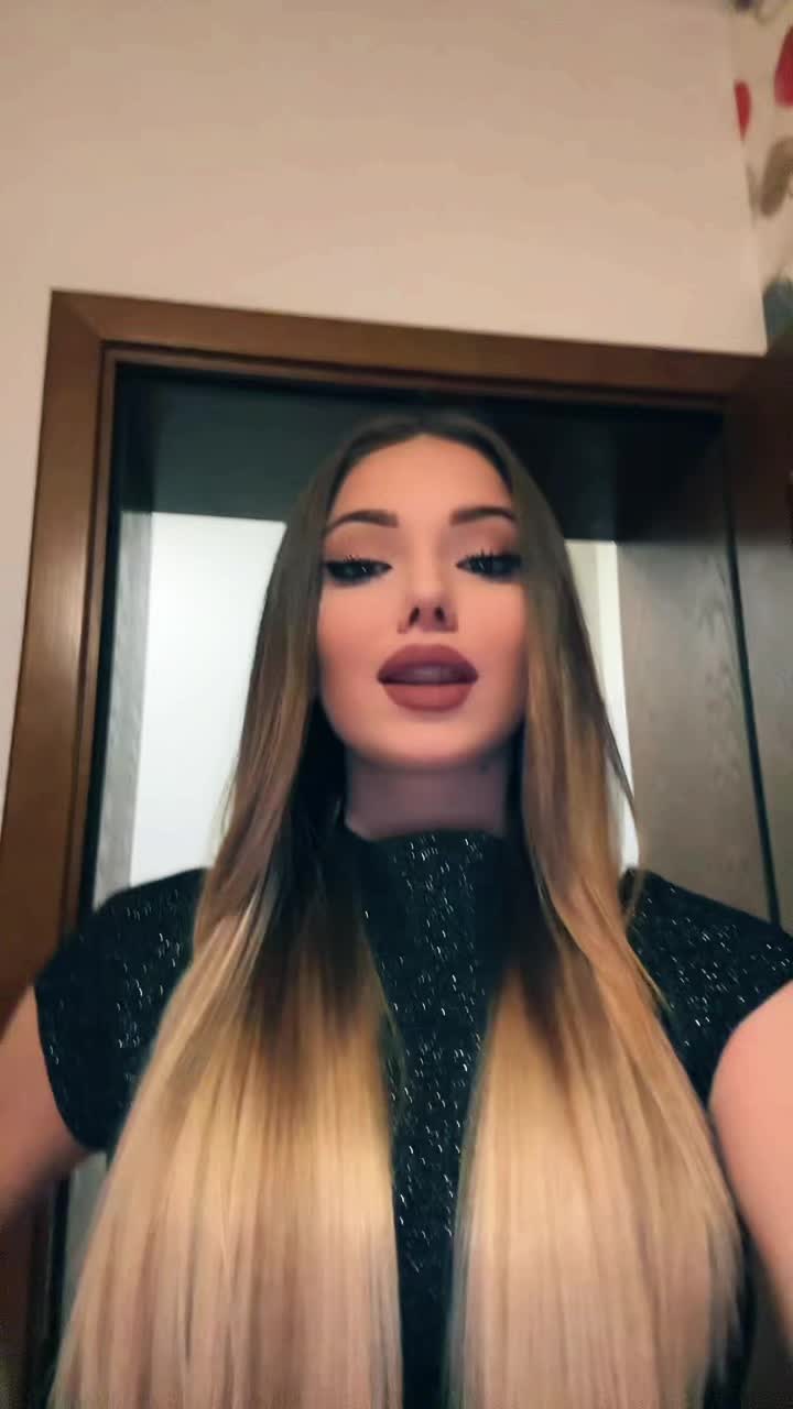 @𝒜𝓃𝓉𝑜𝓃𝒾𝒶