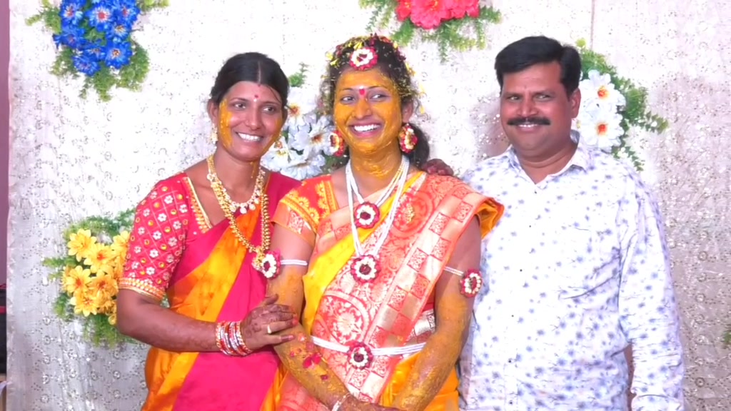 @divyaneelam