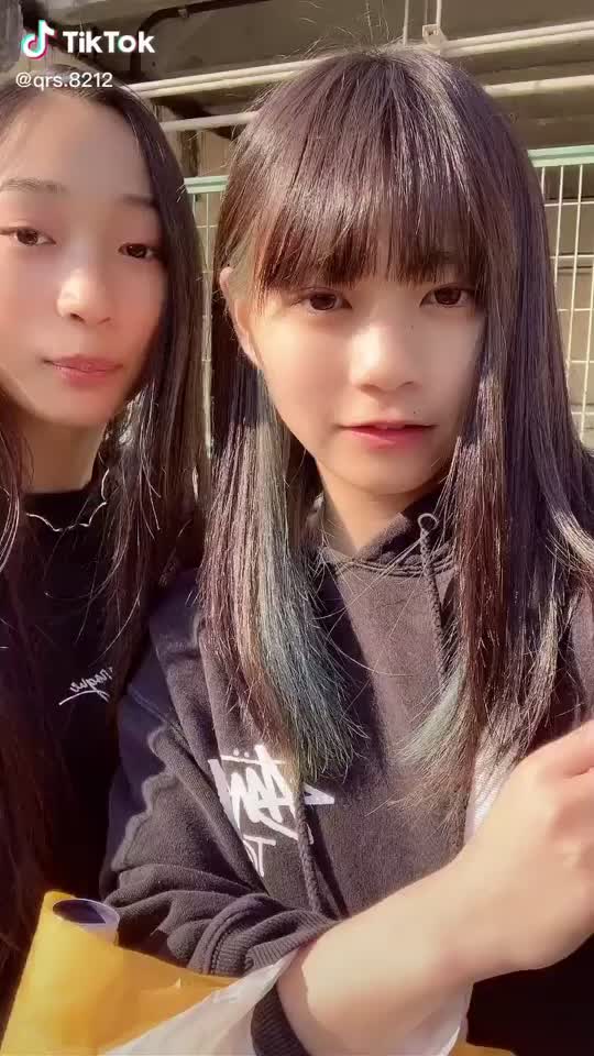 @(^^)
