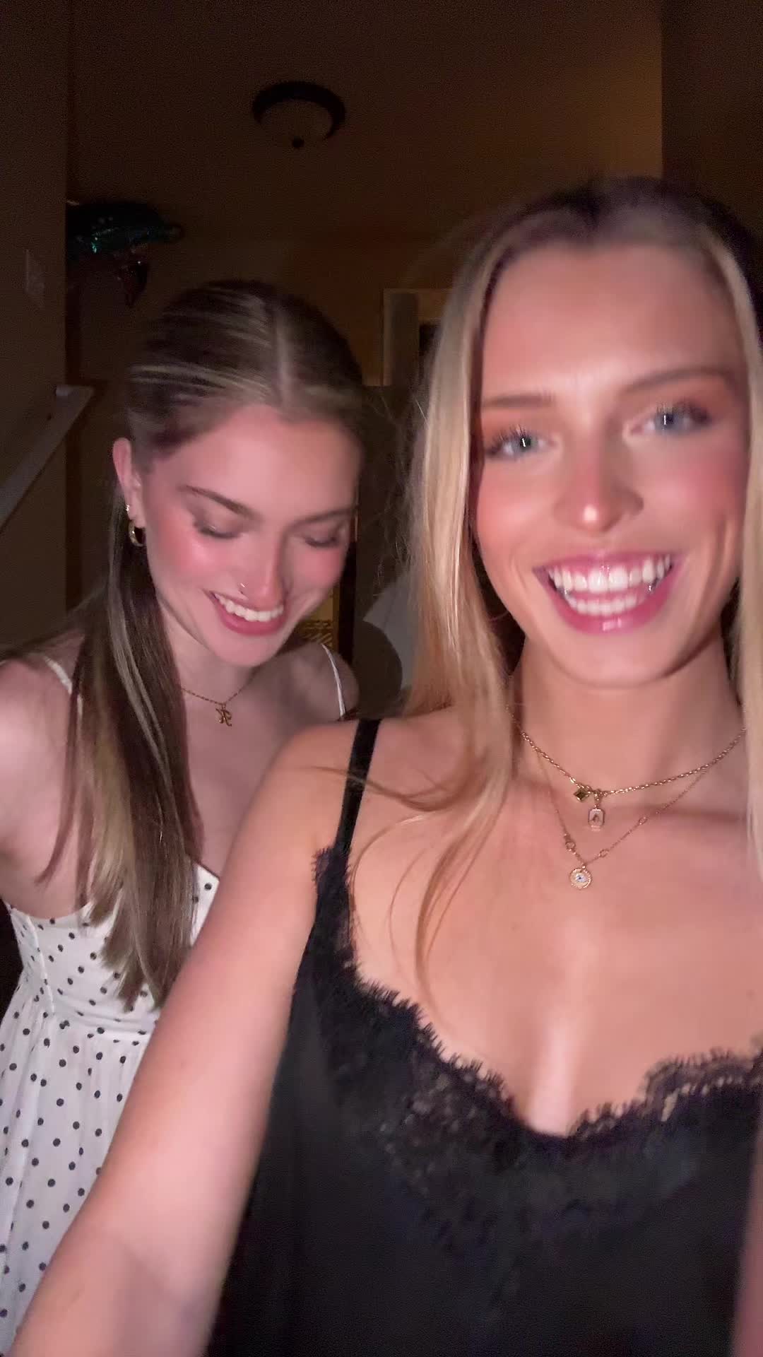 @AVA