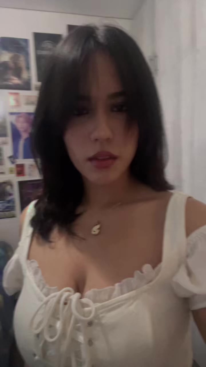 @🦖