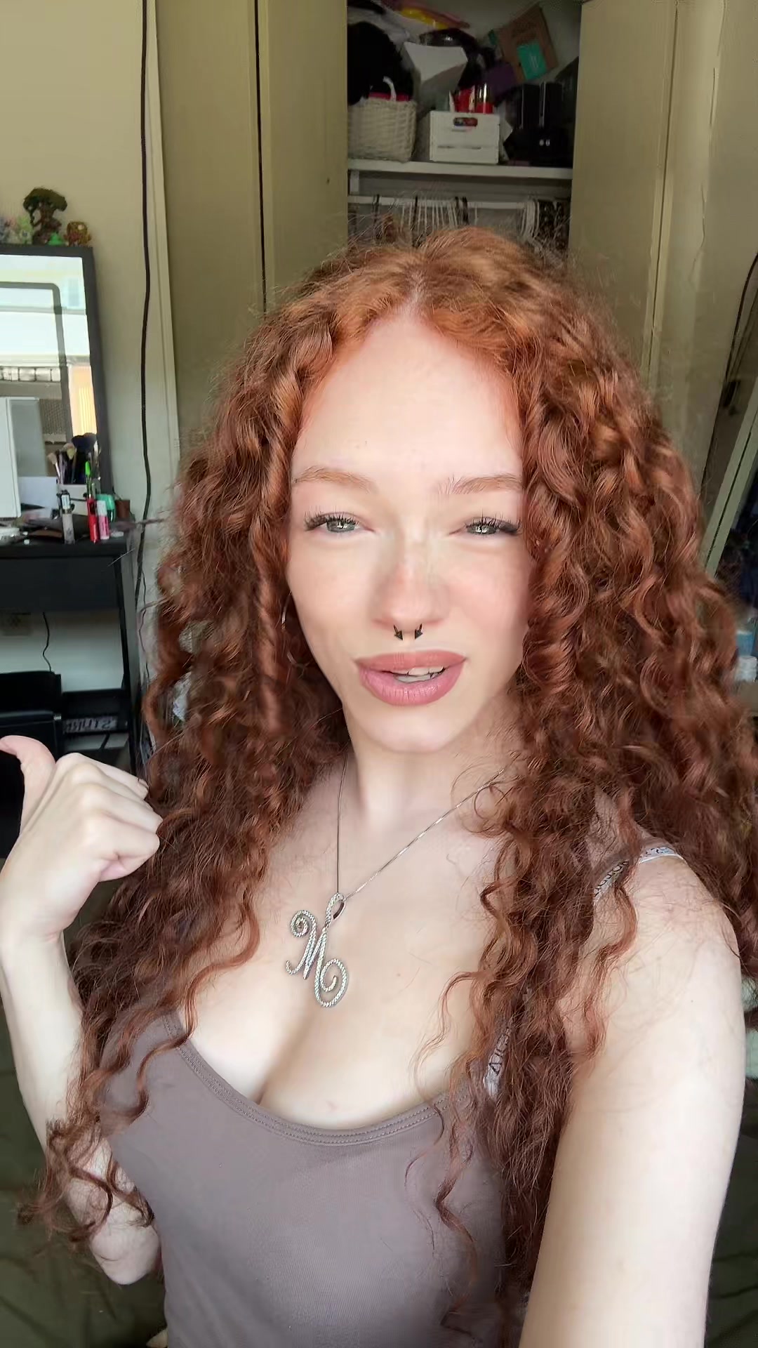 @maddie ᥫ᭡.