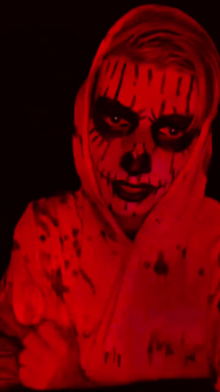 @𝔘𝔫𝔥𝔬𝔩𝔶_𝔇𝔞𝔡𝔡𝔶
