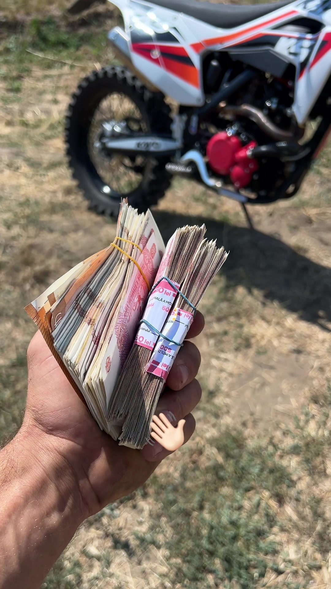 @__diniis
