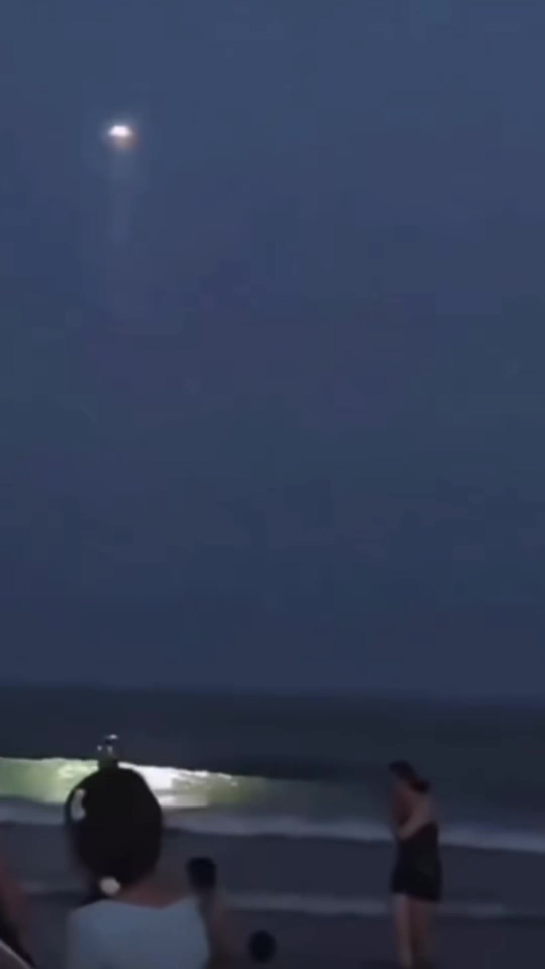 @Y00
