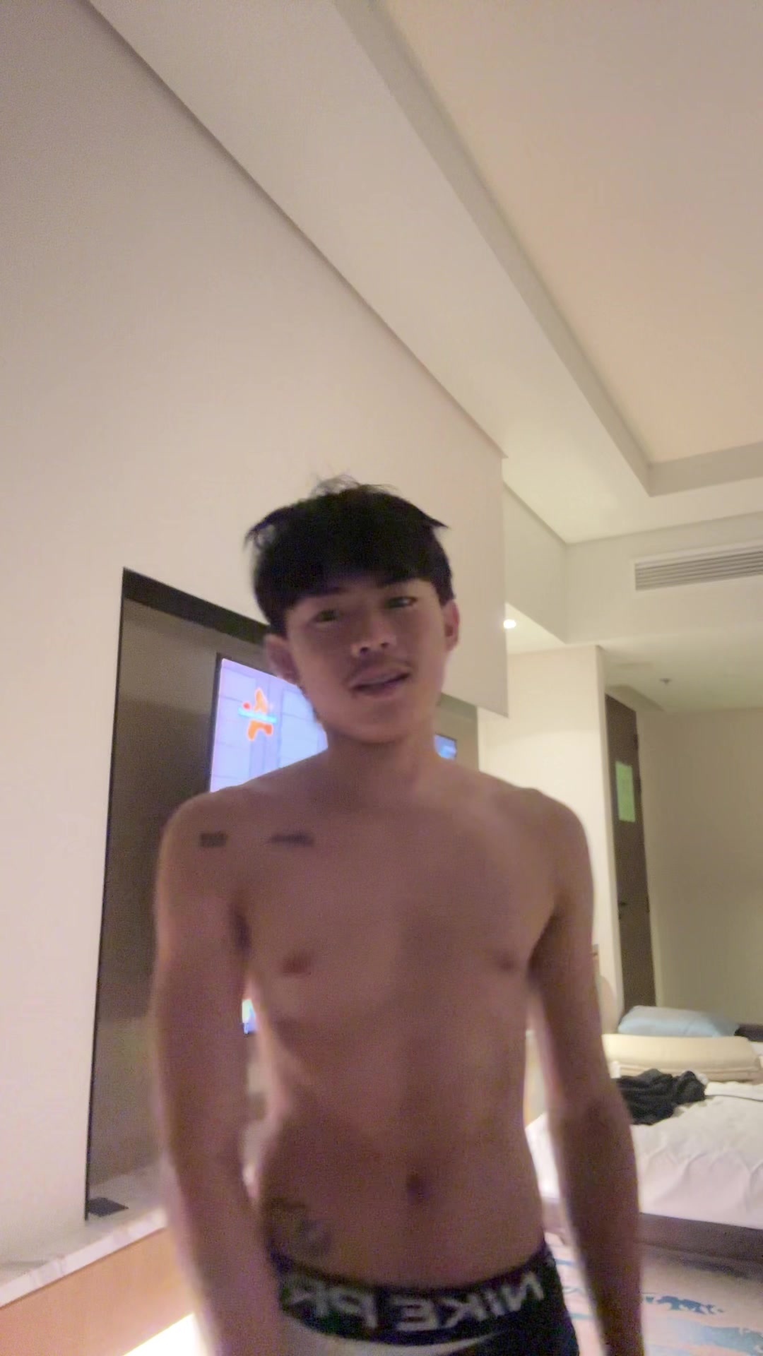 @lvryx