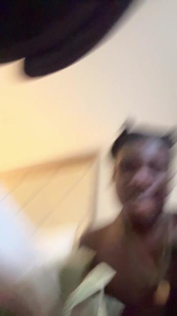@Mr let me in dat twat