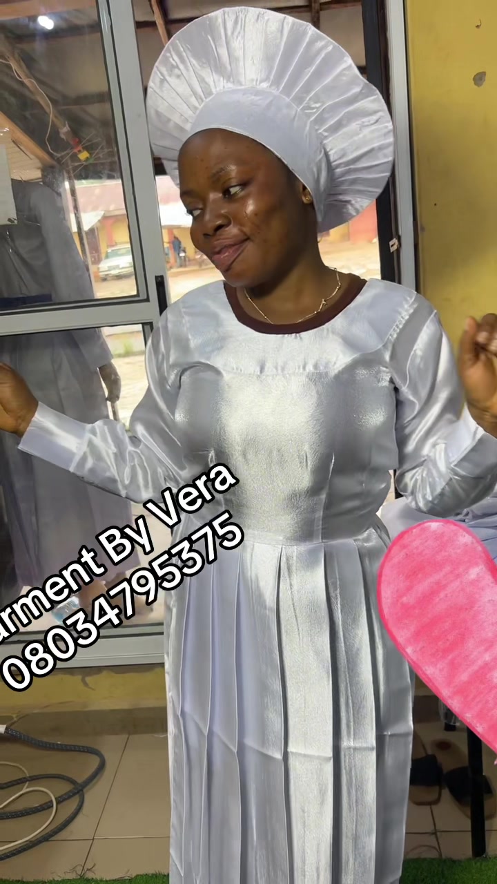 @GARMENT BY VERA