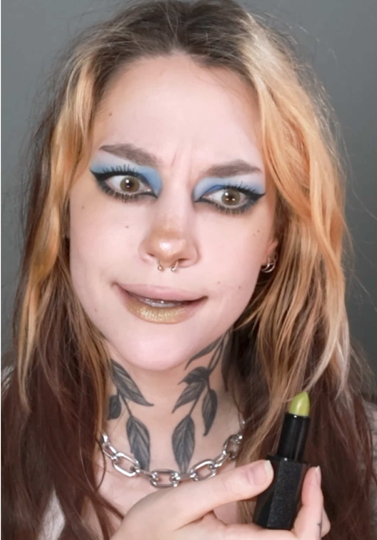 @CourtneyQuarantine