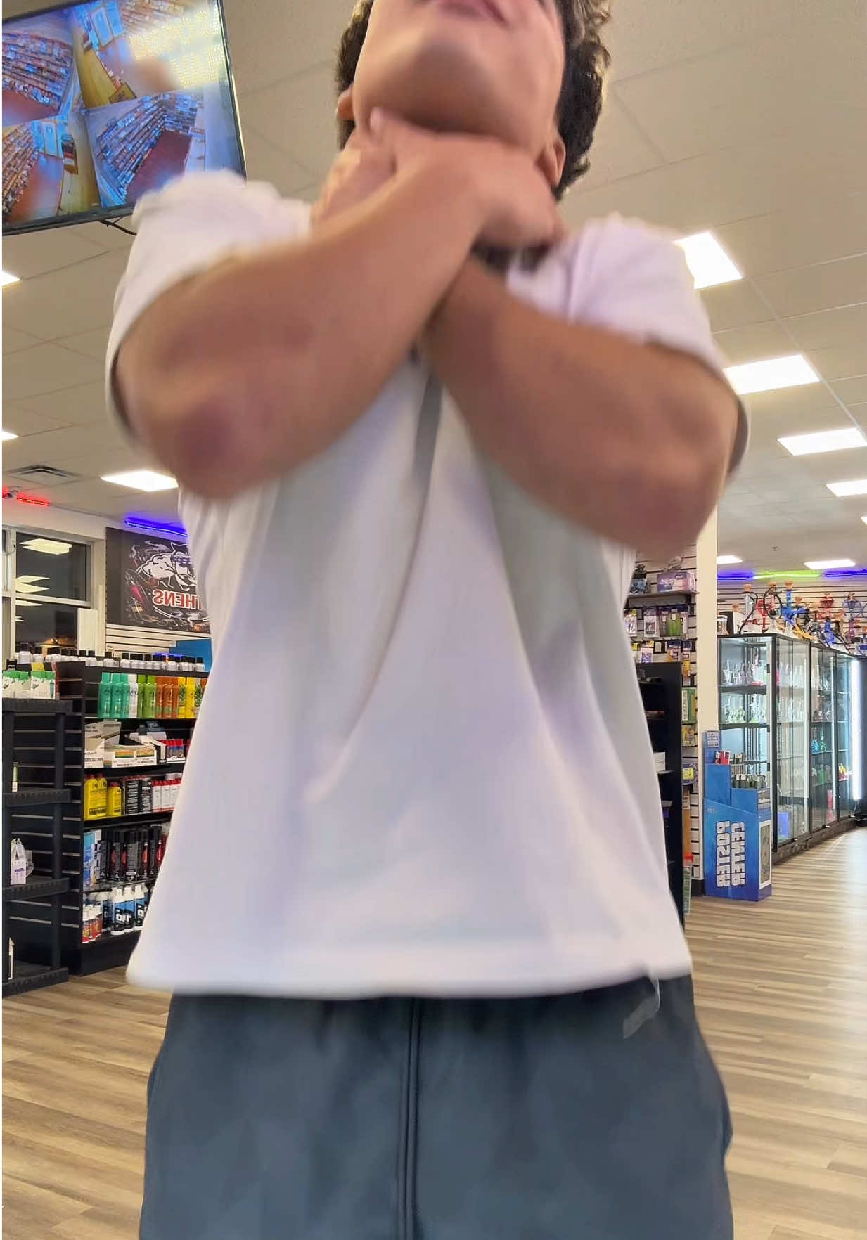 @Mo