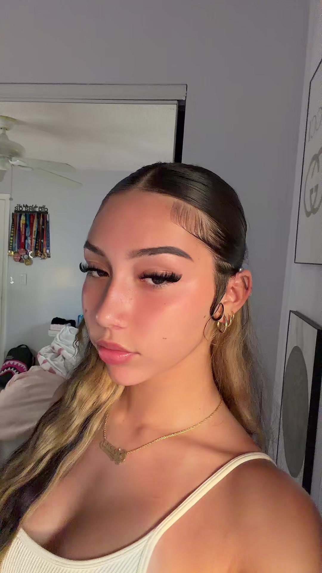 @👸🏻