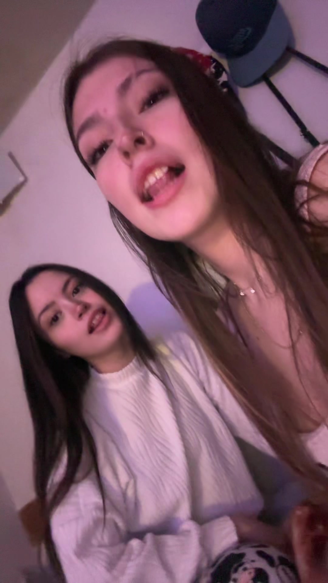 @Roshy