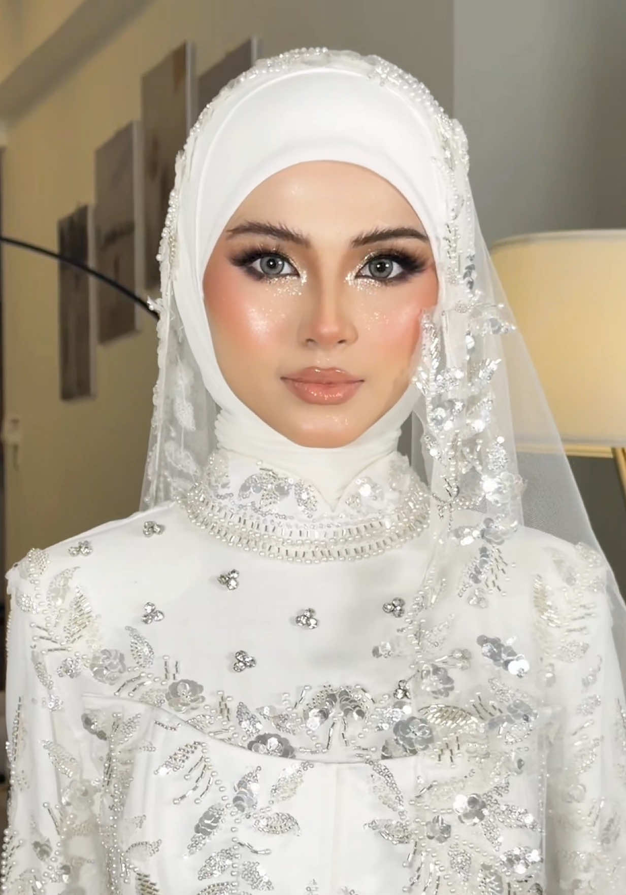 @NaddyNahar Makeup Artist