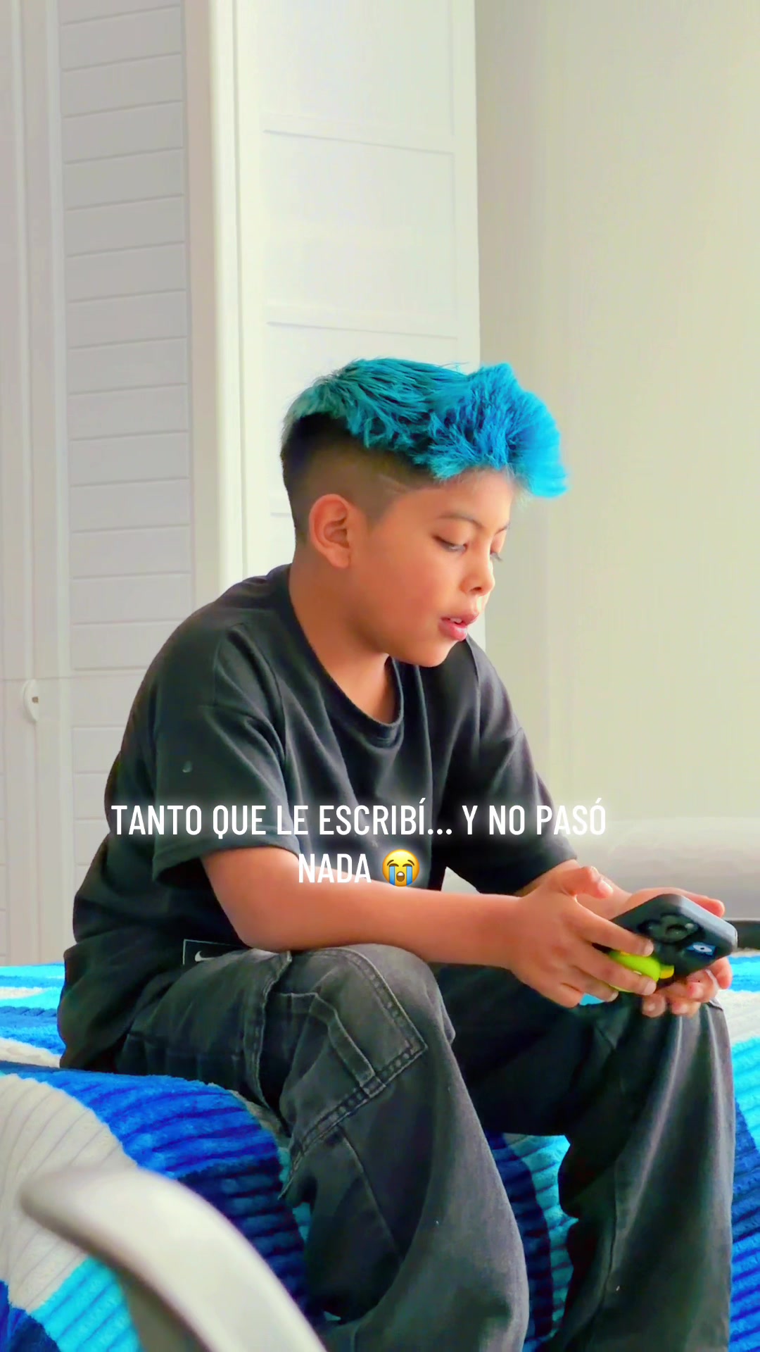 @S A N T I