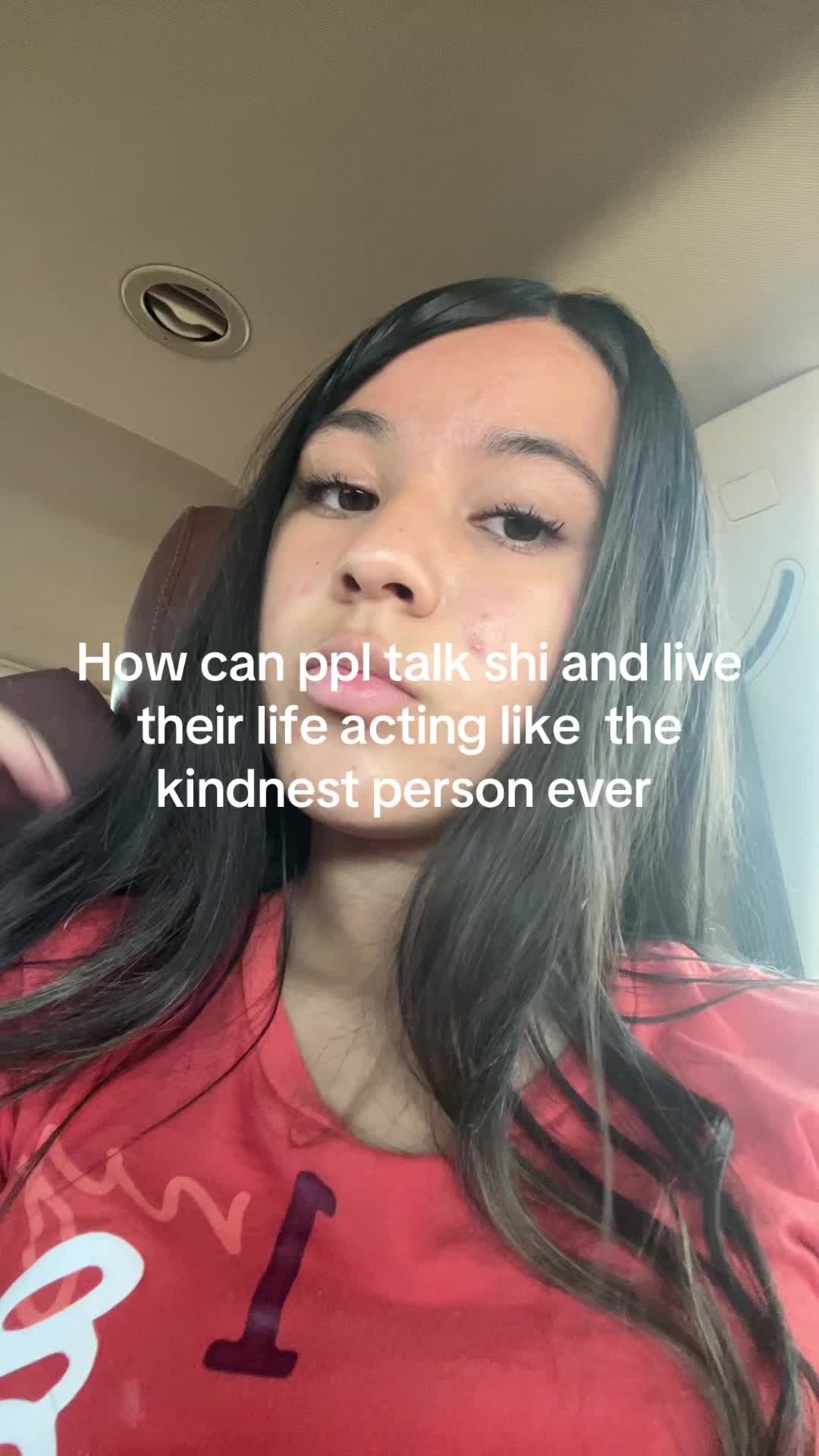 @•••