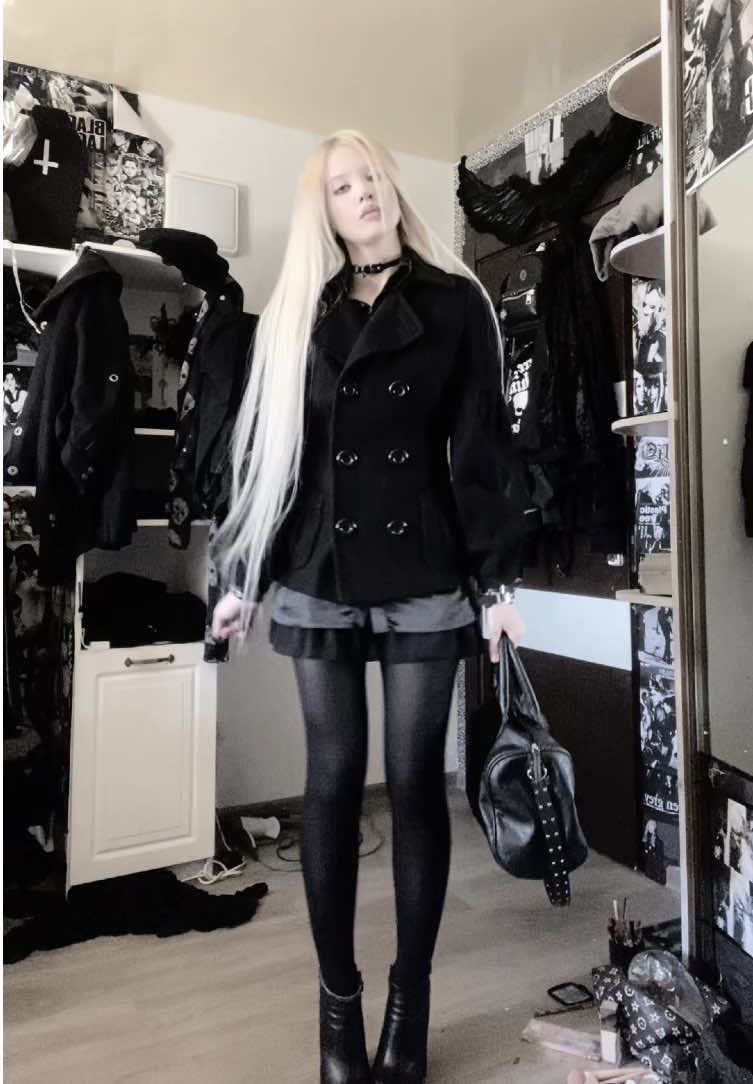 @♱⃓𝔡𝔞𝔪𝔫⚔︎𝔴𝔦𝔱𝔠𝔥𝔮♱⃓
