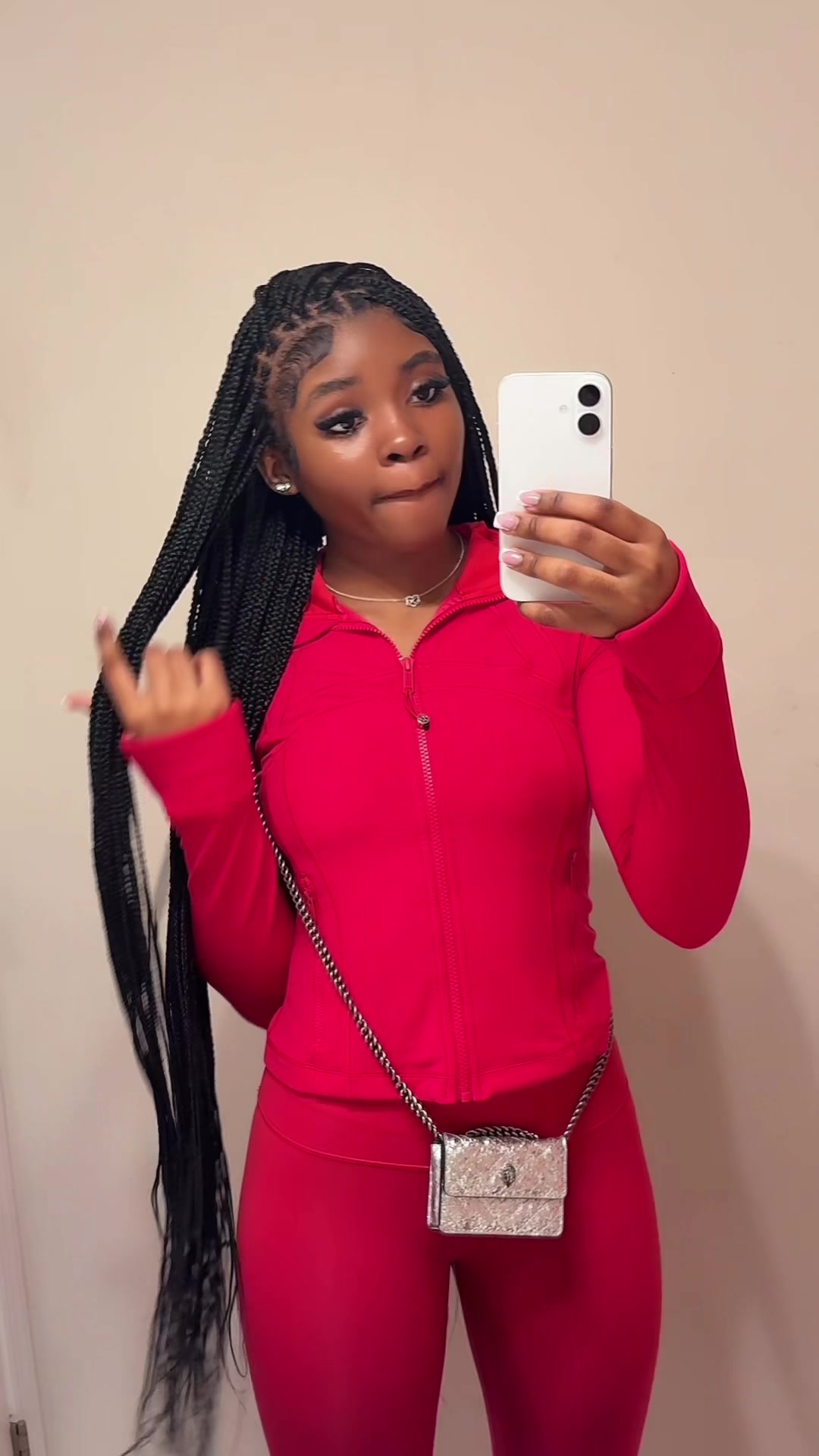@khloalex