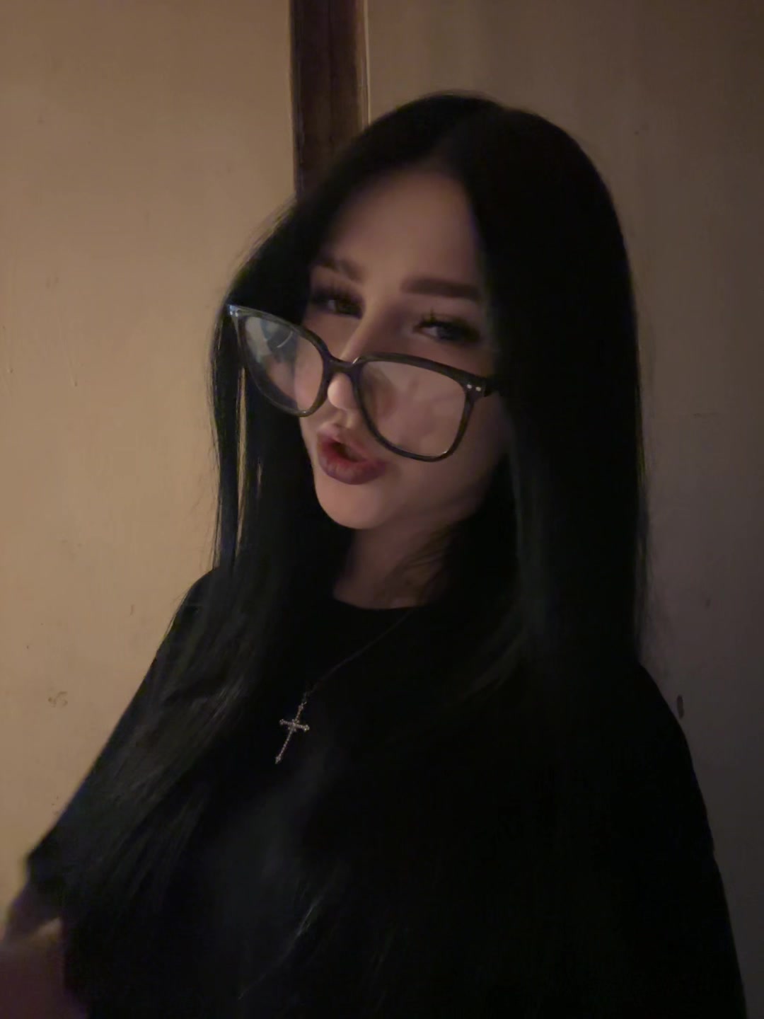 @. dark_rose.
