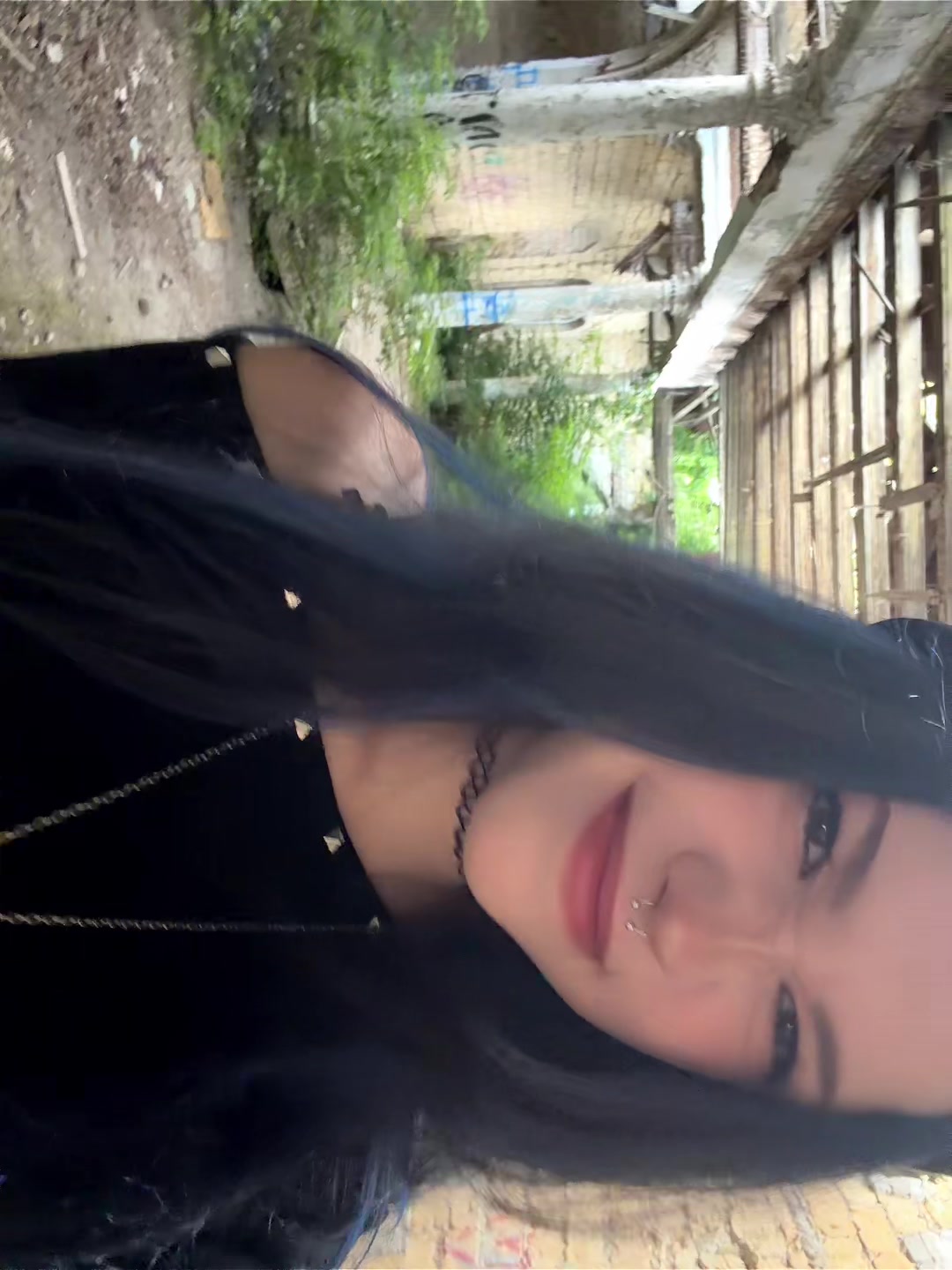 @reivova