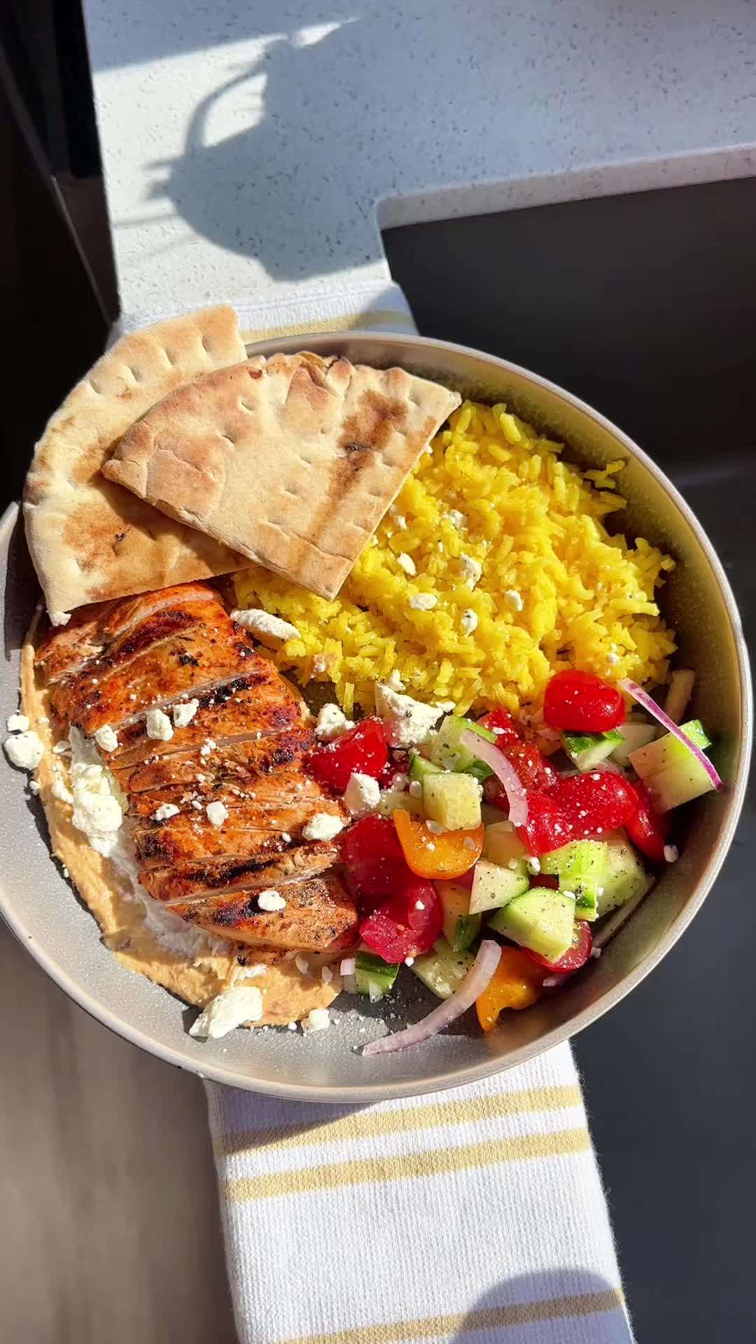 @Sara Popp | RECIPES + MOM LIFE