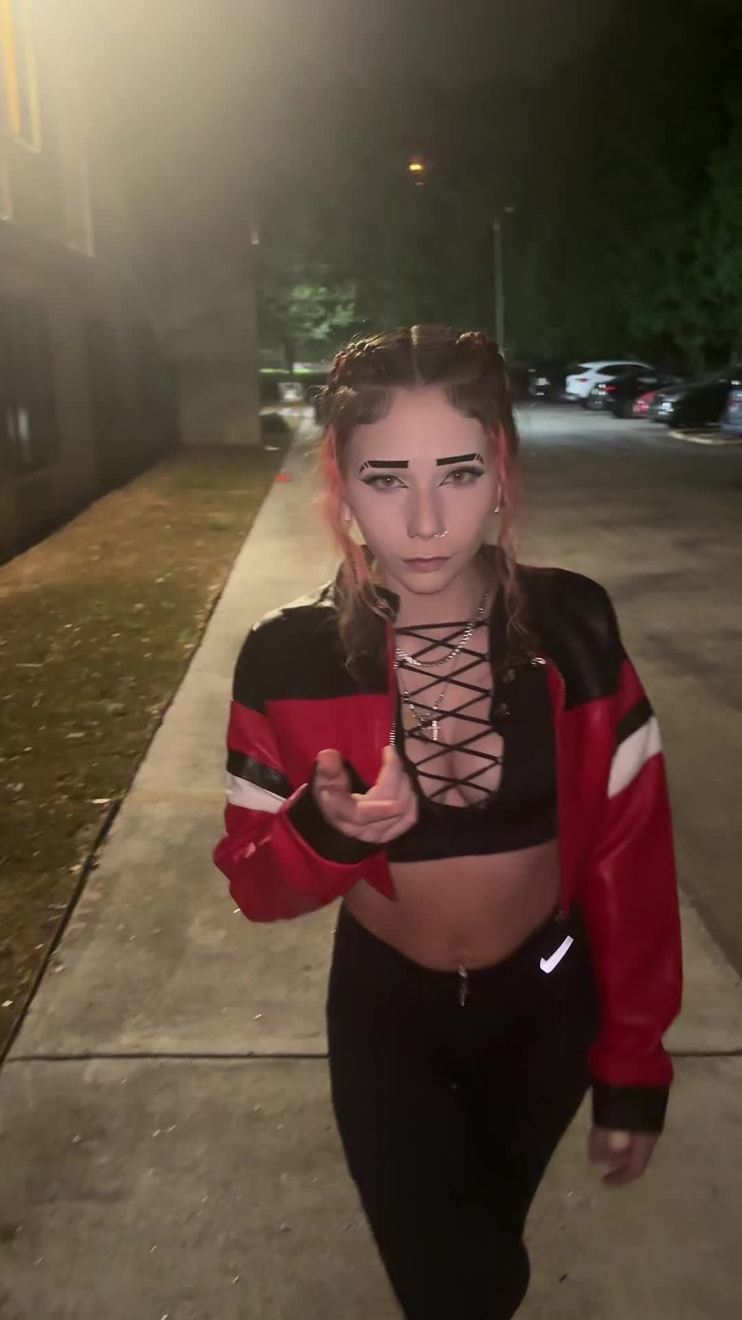 @Dani✨
