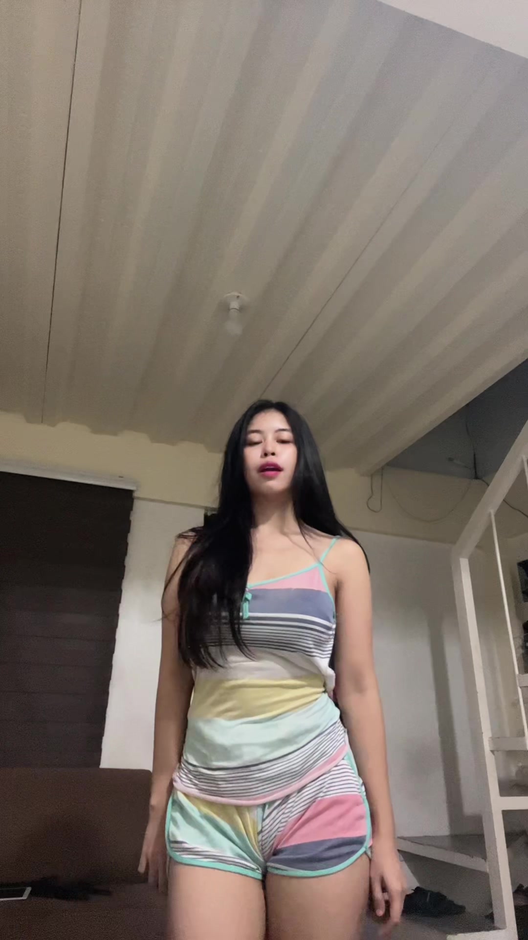@Kmbrly