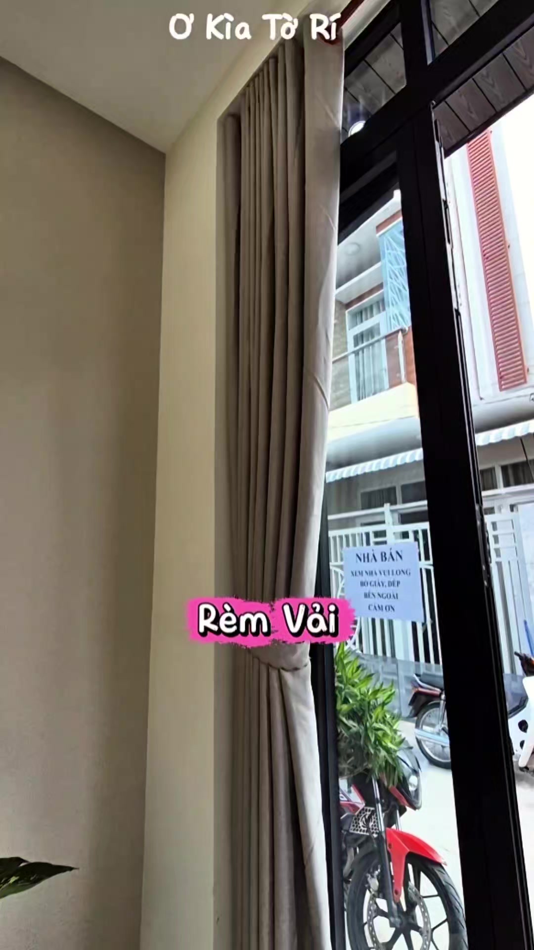 @Ơ Kìa Tờ Rí