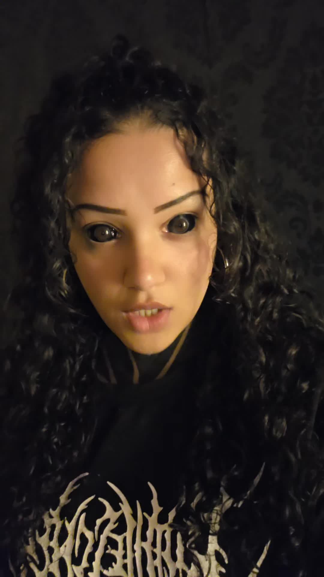 @Daughter_of_Darkness