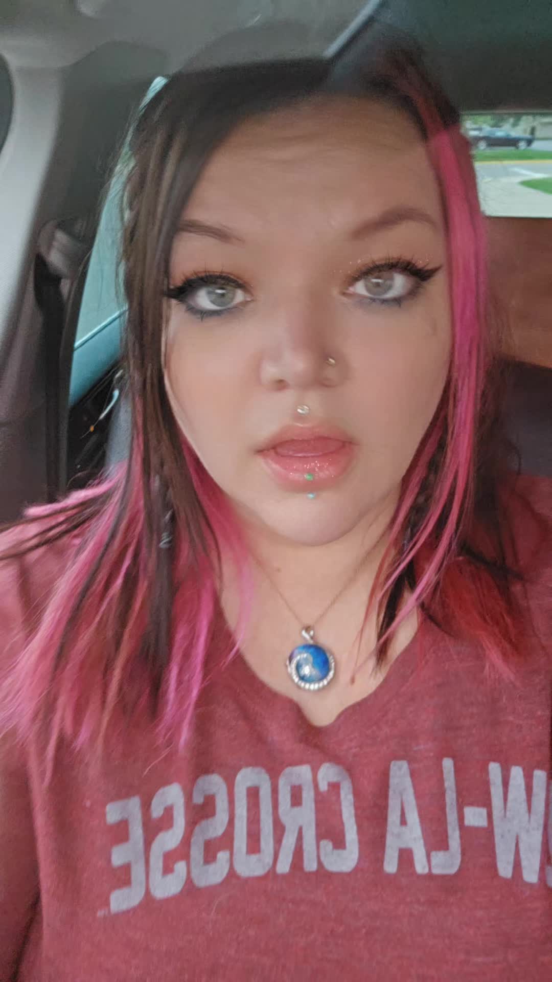 @😘😘