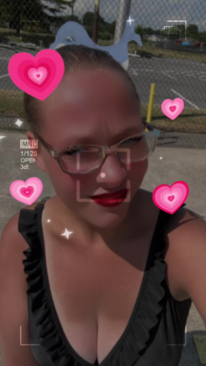 @Anesha Risacher