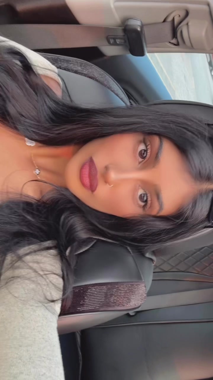 @Christina🧿