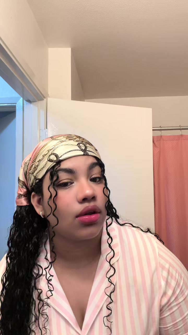 @AlondraSusej👩🏻🦱🍒🫦