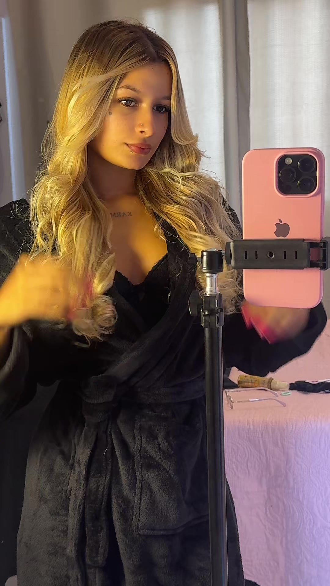 @Monyelleof