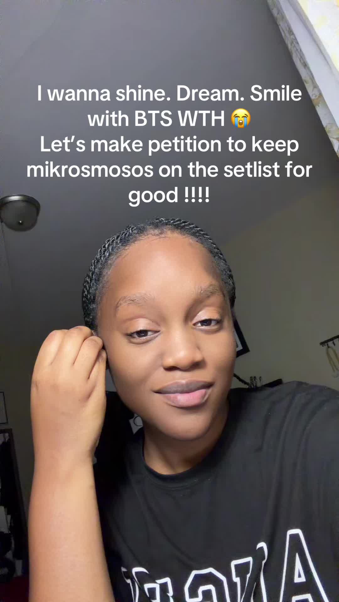 @yanique
